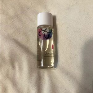 beauty blender cleaner
